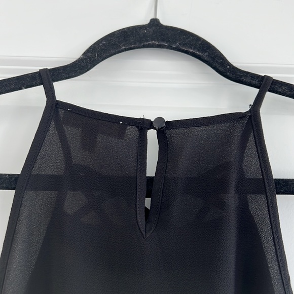 High Neck Tank - Picture 5 of 6